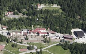 Bella Italia&EFA Village