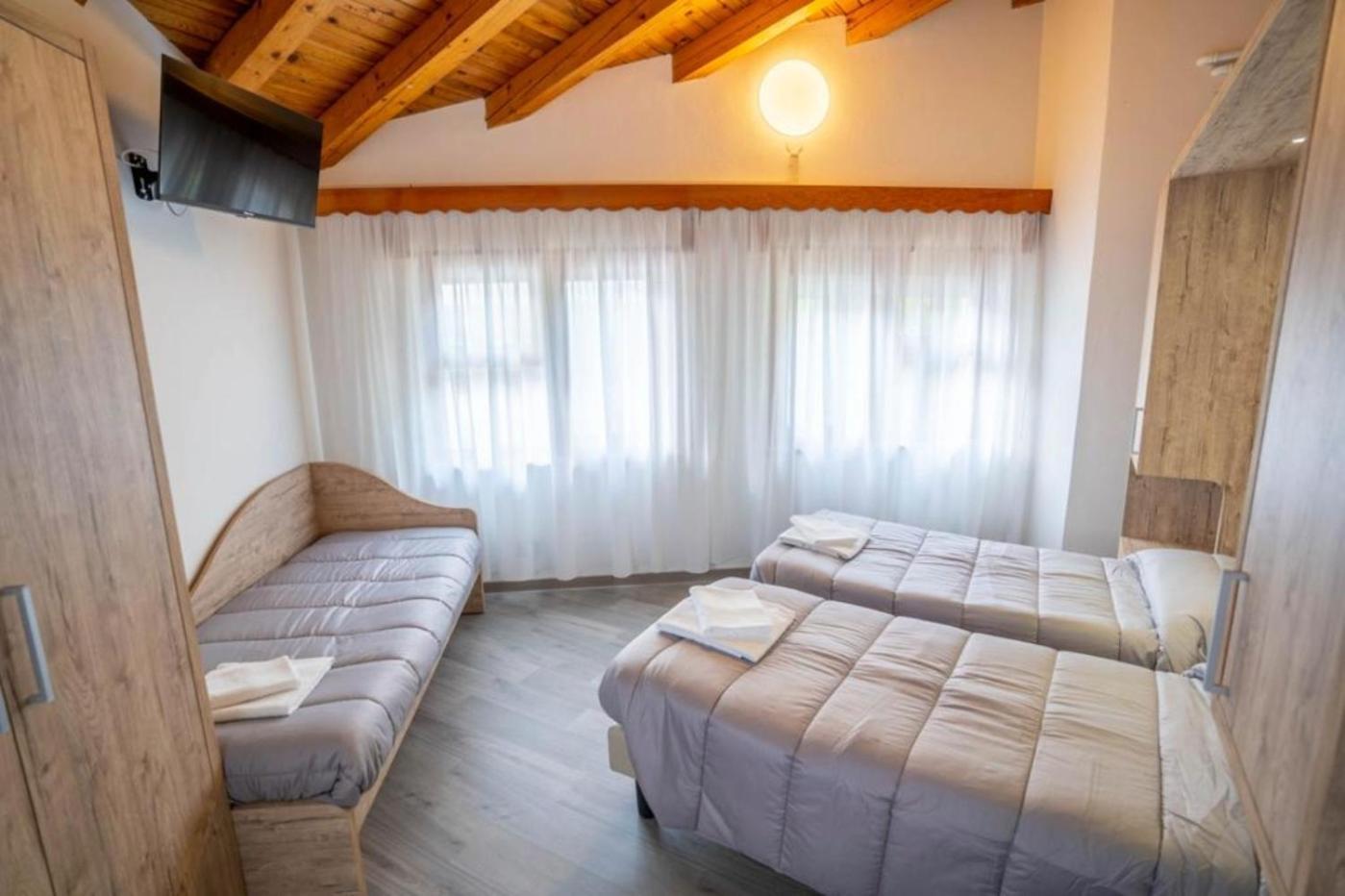 Bella Italia&EFA Village Forni Avoltri Esterno foto