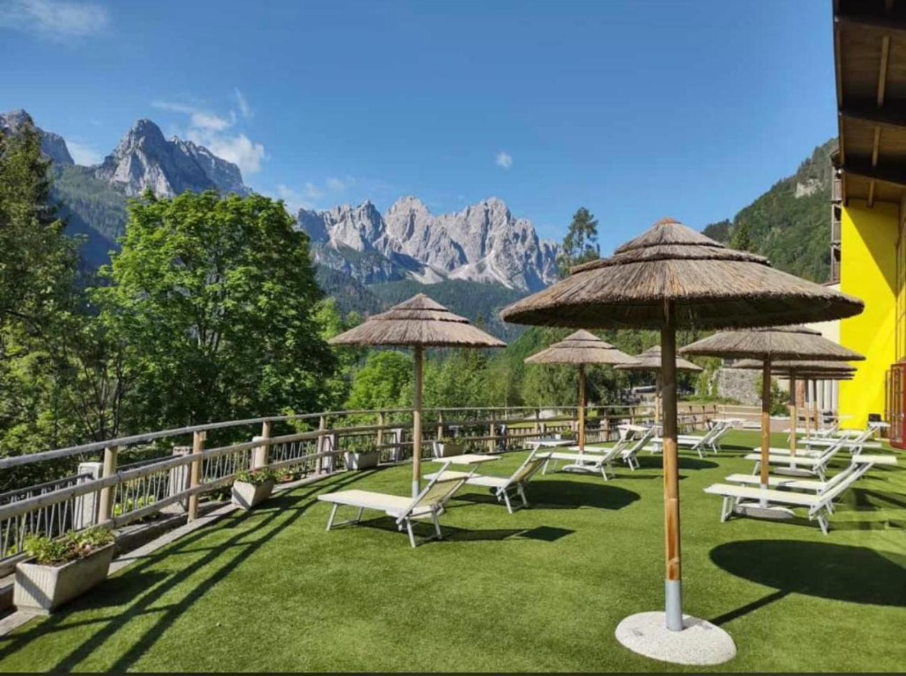 Bella Italia&EFA Village Forni Avoltri Esterno foto